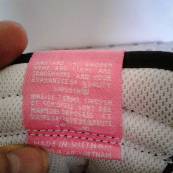 Nike high top shoes - Size 8 - Picture 7 of 7